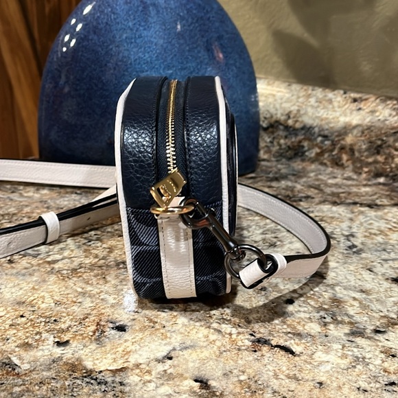 Coach Mini Dempsey Camera Bag In Signature Jacquard With Coach Patch - Picture 4 of 7